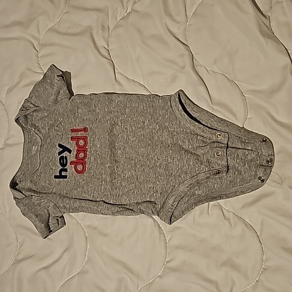 Carters top grey onsie HEY DAD shirt